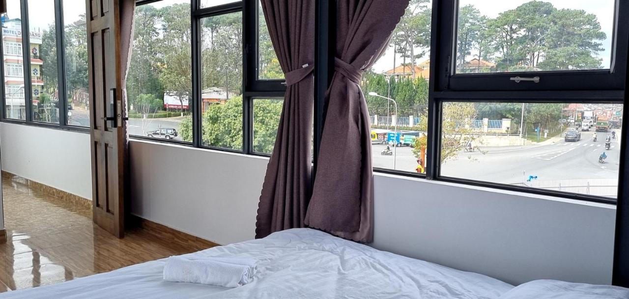 Sen Viet Hotel Dalat Екстериор снимка
