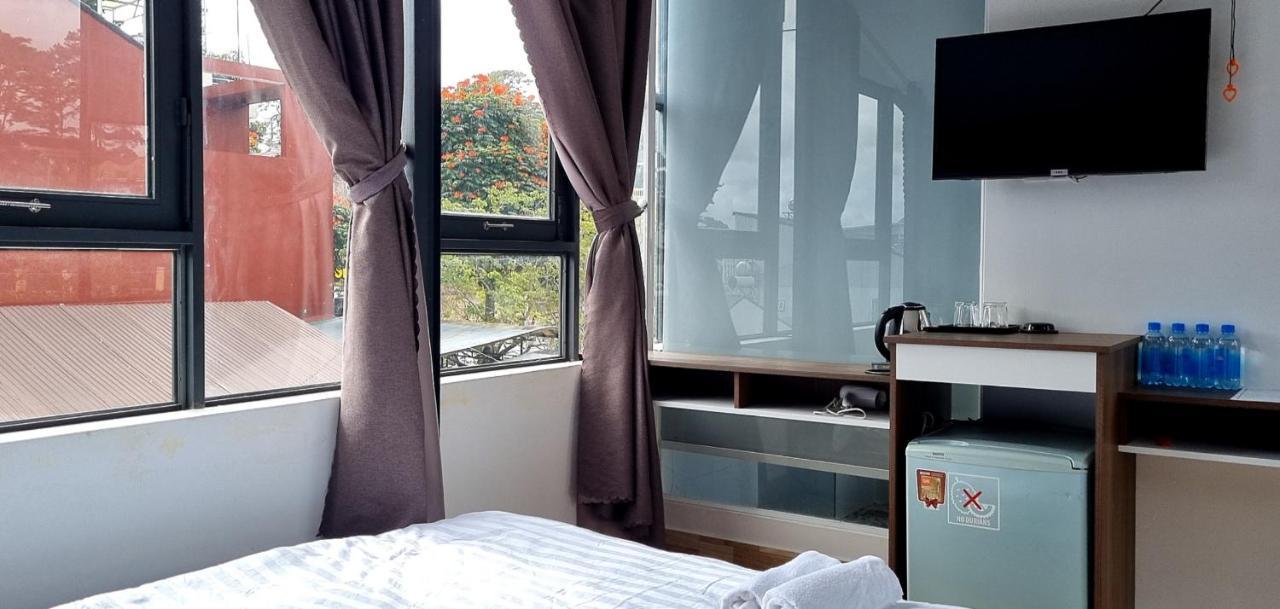 Sen Viet Hotel Dalat Екстериор снимка